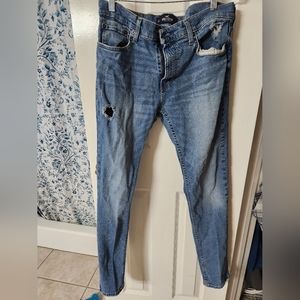 HOLLISTER - JEANS 👖💙 (SZ. 32 ×32)